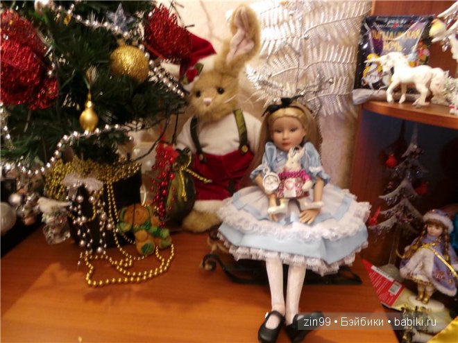 Как Alice in Wonderland Tonner Effanbee ходила на встречу бейбиковцев