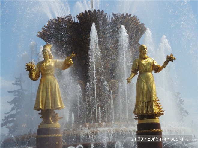 Amber Essential Tonner и Ellowyne Tonner dolls на прогулке, и дома