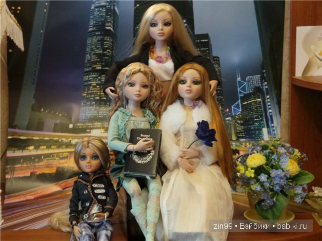 Amber Essential Tonner и Ellowyne Tonner dolls на прогулке, и дома