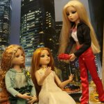Amber Essential Tonner  и Ellowyne Tonner dolls  на прогулке, и дома