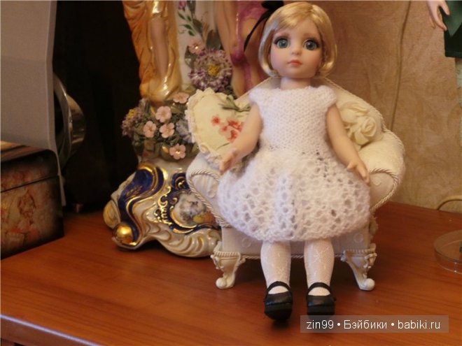 Куклы от Тоннер Perfect Impressions Patsy и Patsy Basic дома знакомятся с остальными девочками (фото 8)