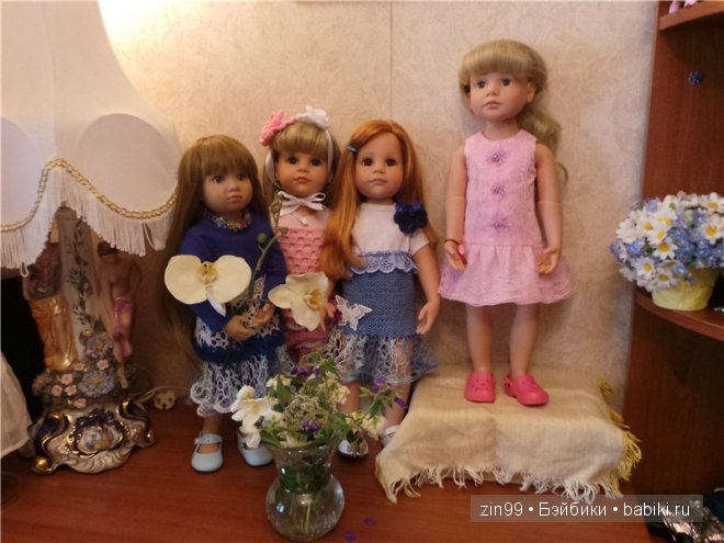 Две принцессы и показ одежды для кукол Готц