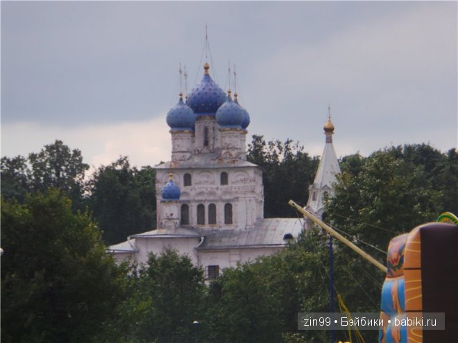 Поездка в Коломенское с куклой БЖД Тонг-Тонг или Ярмарка меда (фото 9)