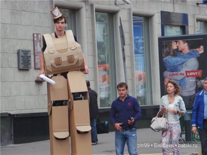 По бульварам и улицам Москвы с куклами Cabbage Patch Kids dolls