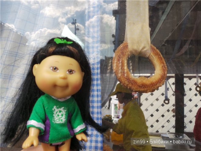 По бульварам и улицам Москвы с куклами Cabbage Patch Kids dolls