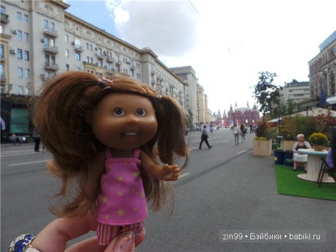 По бульварам и улицам Москвы с куклами Cabbage Patch Kids dolls (фото 6)
