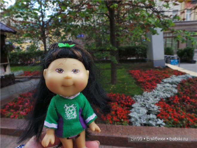 По бульварам и улицам Москвы с куклами Cabbage Patch Kids dolls