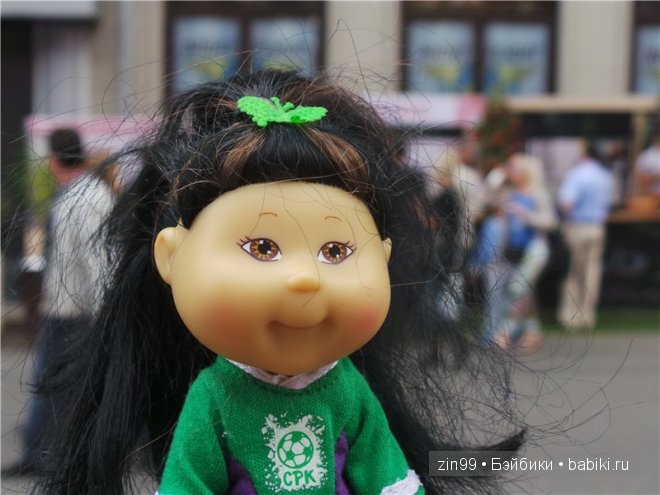 По бульварам и улицам Москвы с куклами Cabbage Patch Kids dolls