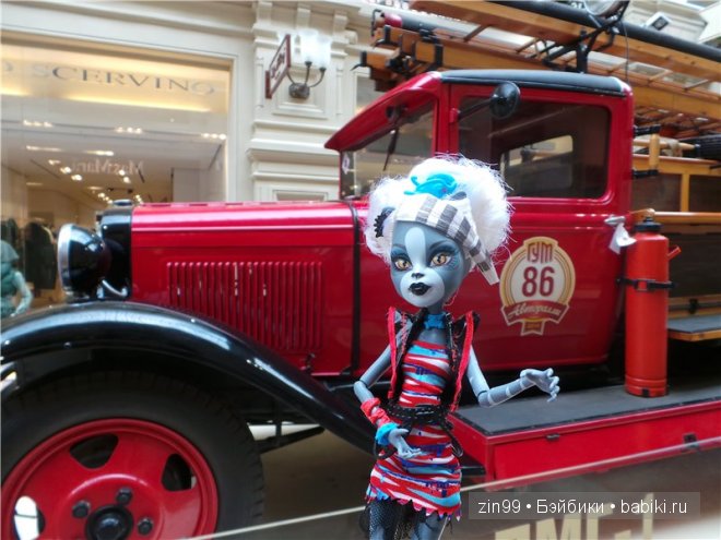 Монстры Хай Moster High. Кошки против Волков (фото 7)