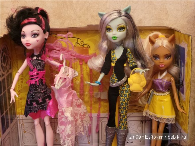 Монстры Хай Moster High. Кошки против Волков