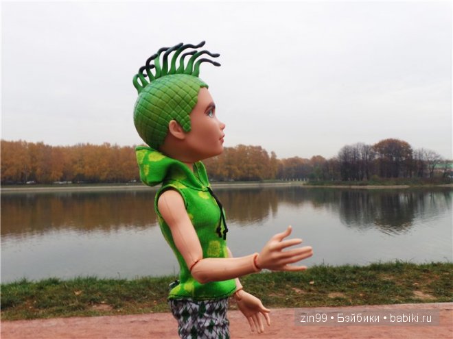 Багряная осень и новая любовь у кукол Monster High