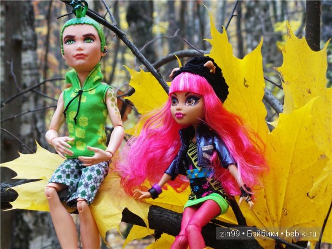 Багряная осень и новая любовь у кукол Monster High