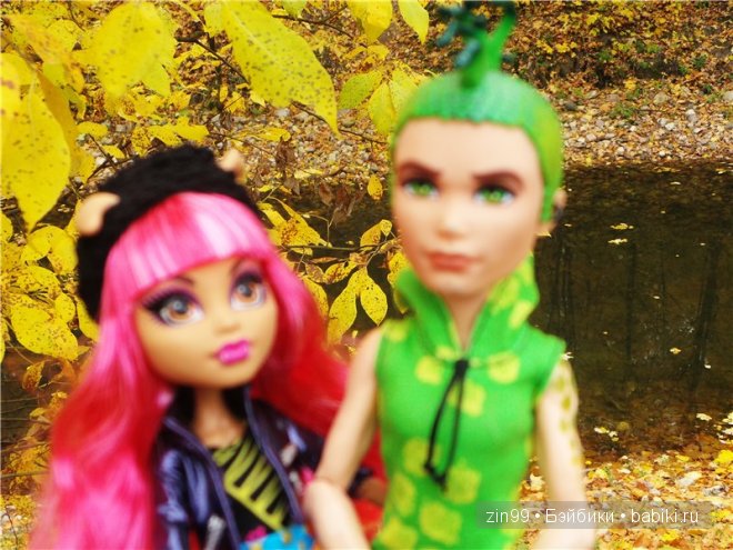 Багряная осень и новая любовь у кукол Monster High