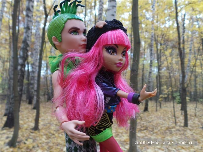 Багряная осень и новая любовь у кукол Monster High