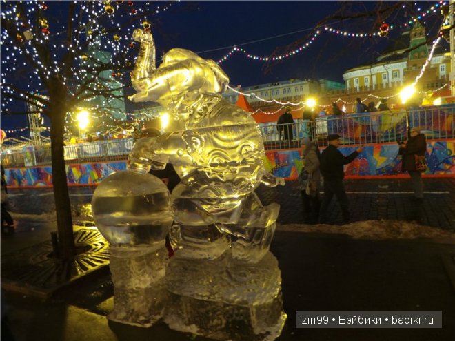 Как капустка Cabbage Patch Kids Doll посетила часть фестиваля "Путешествие в Рождество"