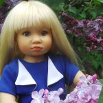 Сиреневый сад в Москве и прогулка куклы Kidz'n'Cats Helen!