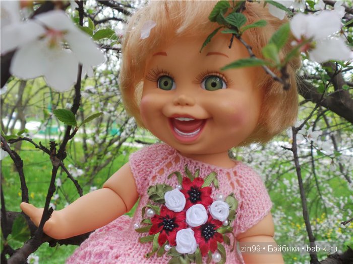 Весна! Все распускается, гуляем с куклами Galoob Baby Face doll