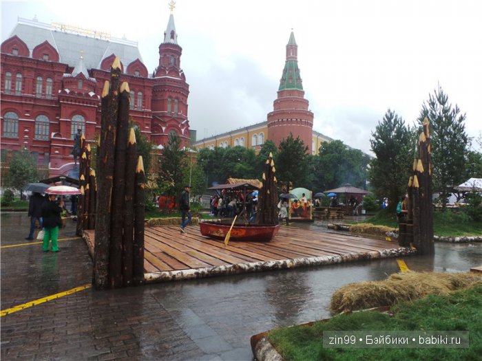 Выставка камней или дождливые выходные