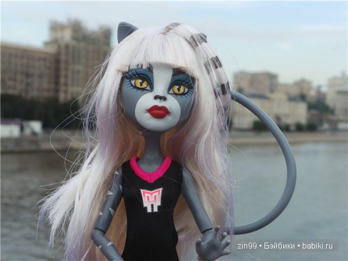 Монстры Хай снова в городе! И я говорю им Здравствуйте