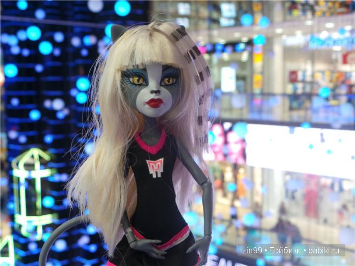 Монстры Хай снова в городе! И я говорю им Здравствуйте