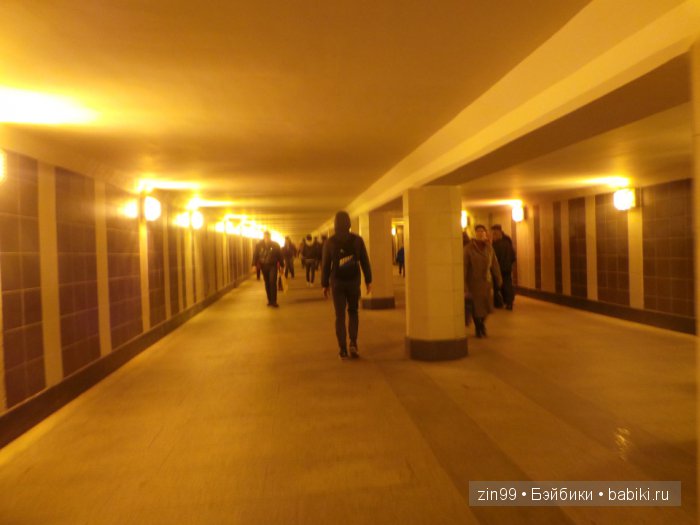 Путешествие внутри Москвы, мальчика Бана-на