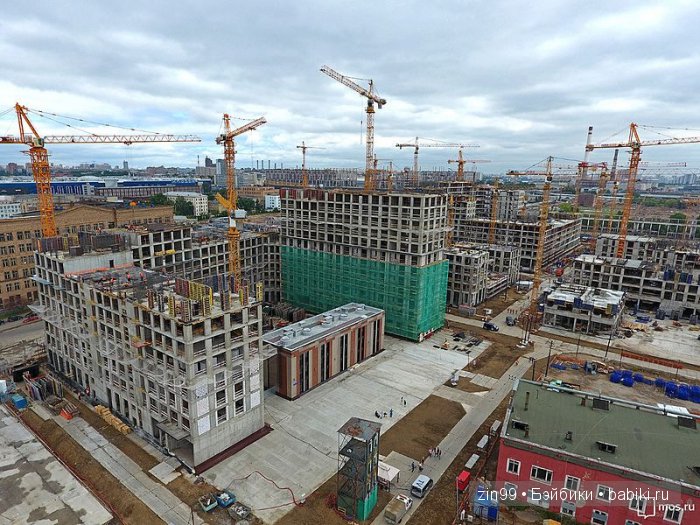 Путешествие внутри Москвы, мальчика Бана-на