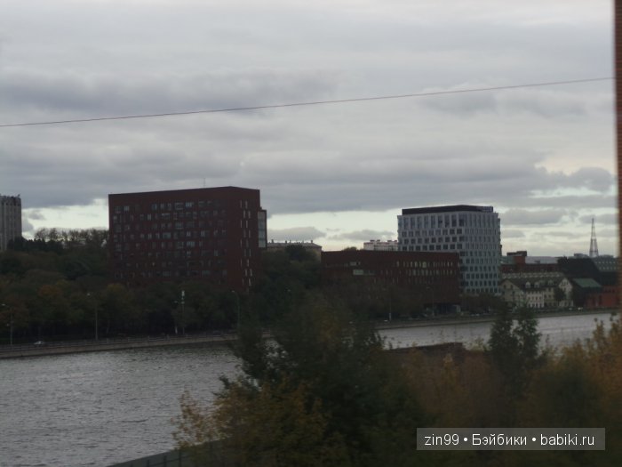 Путешествие внутри Москвы, мальчика Бана-на