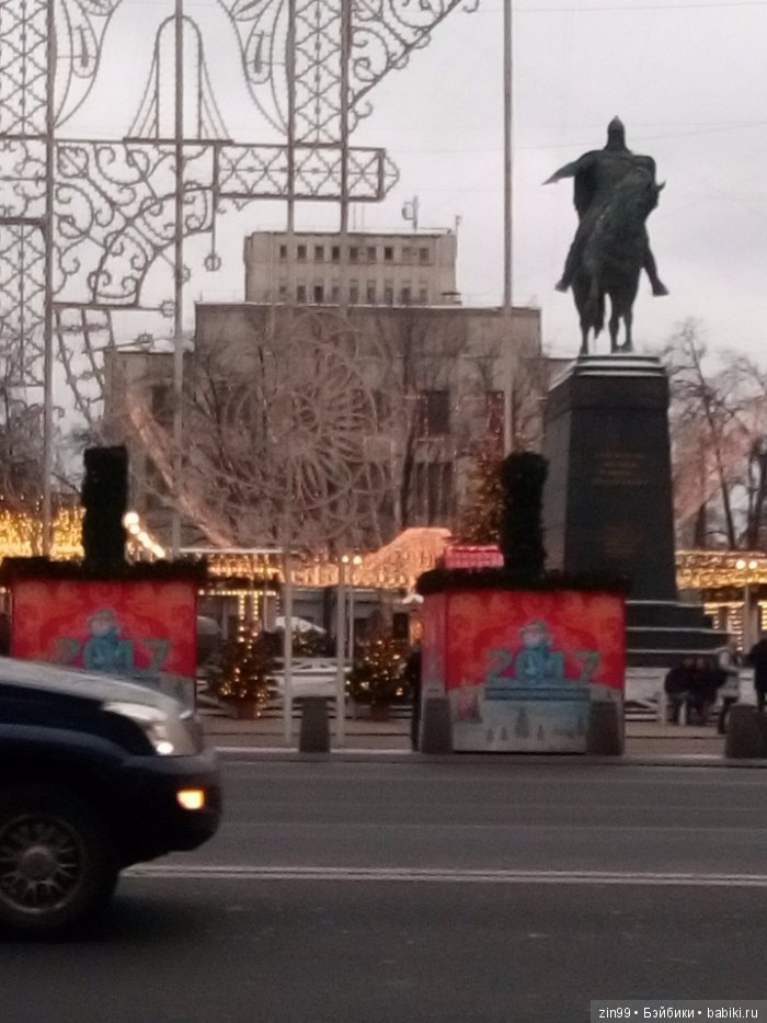 С наступающим Новым годом! Ёлки, Москва, Фейсинки (фото 2)