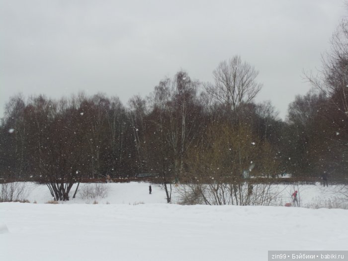 Оттепель или воскресная прогулка