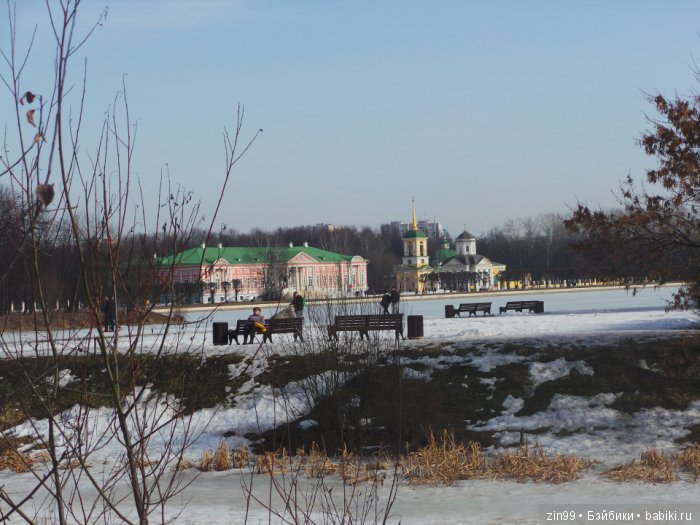 Оттепель или воскресная прогулка