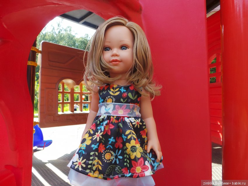 С приездом девочки от Азул, Vestida de Azul