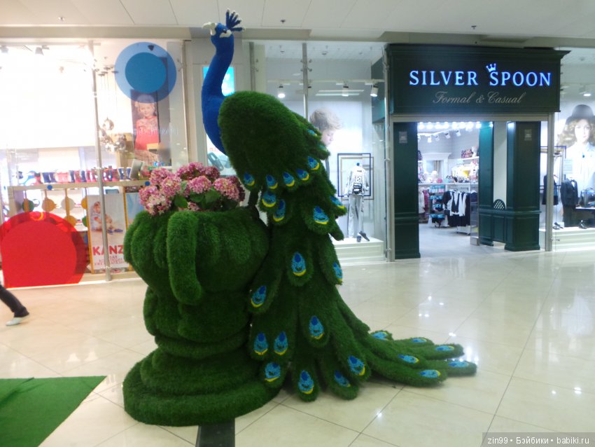 Прогулка в магазины! Или Лилочка домик выбирает