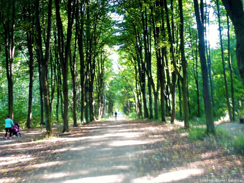 Новые наряды, или прогулка в Коломенское? Скорее и то и другое