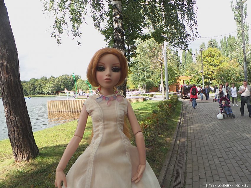 Прогулка в парке в день города с Амбер