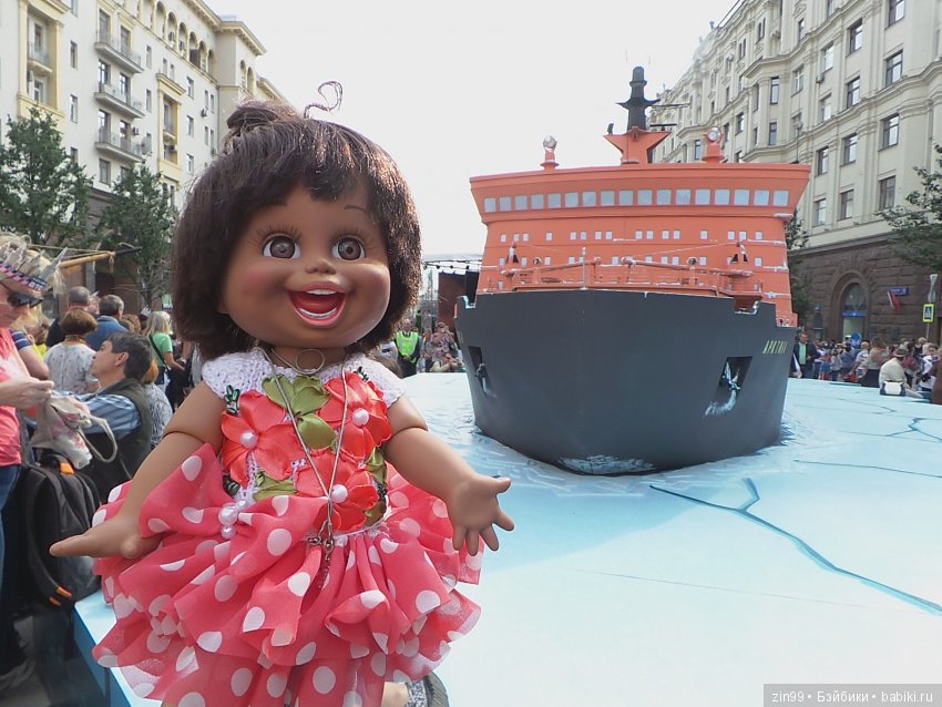 Москве 870 лет, она отмечает день города! Фоторепортаж, вместе с куклой Натали