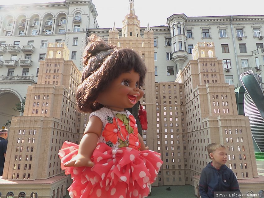 Москве 870 лет, она отмечает день города! Фоторепортаж, вместе с куклой Натали