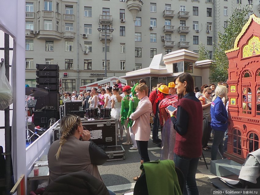 Москве 870 лет, она отмечает день города! Фоторепортаж, вместе с куклой Натали