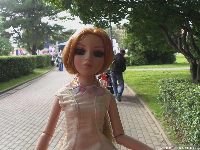 Прогулка в парке в день города с Амбер