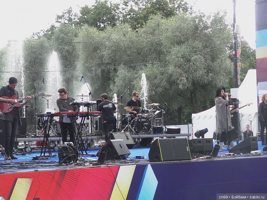 Прогулка в парке в день города с Амбер