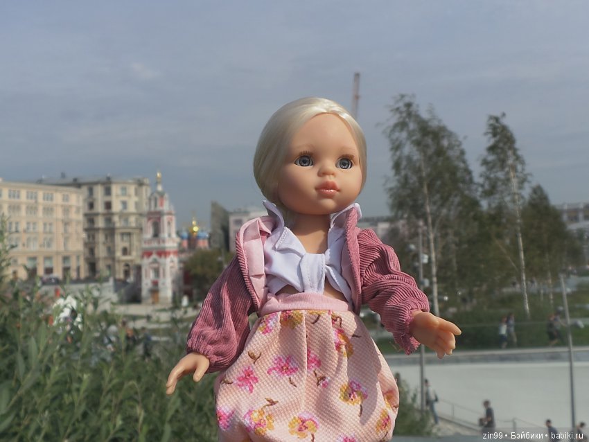 Парк Зарядье, в центре Москвы! С куклой Николеттой