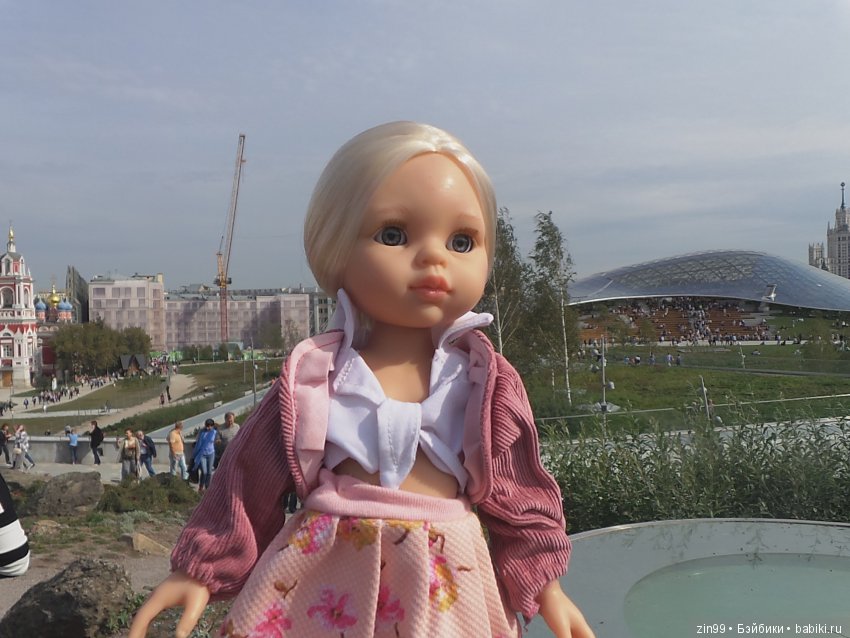 Парк Зарядье, в центре Москвы! С куклой Николеттой