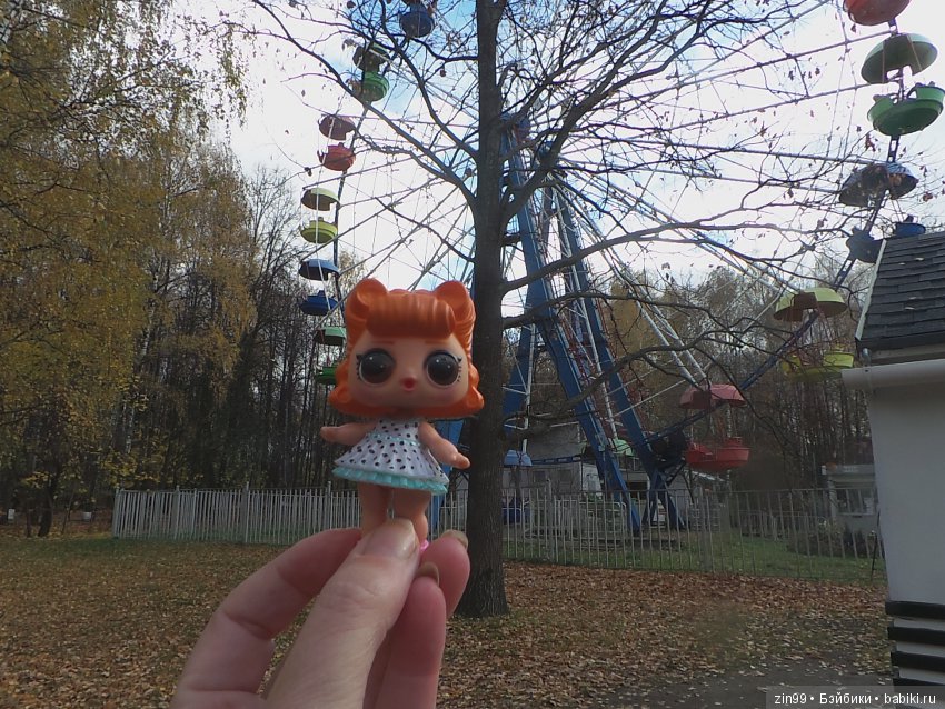 Маленькие девочки Лол и Капустка на прогулке в парках (фото 7)