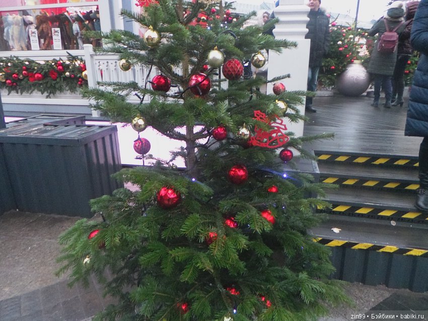 С Новым 2018 годом! Дорогие друзья! Встречаем этот год вместе