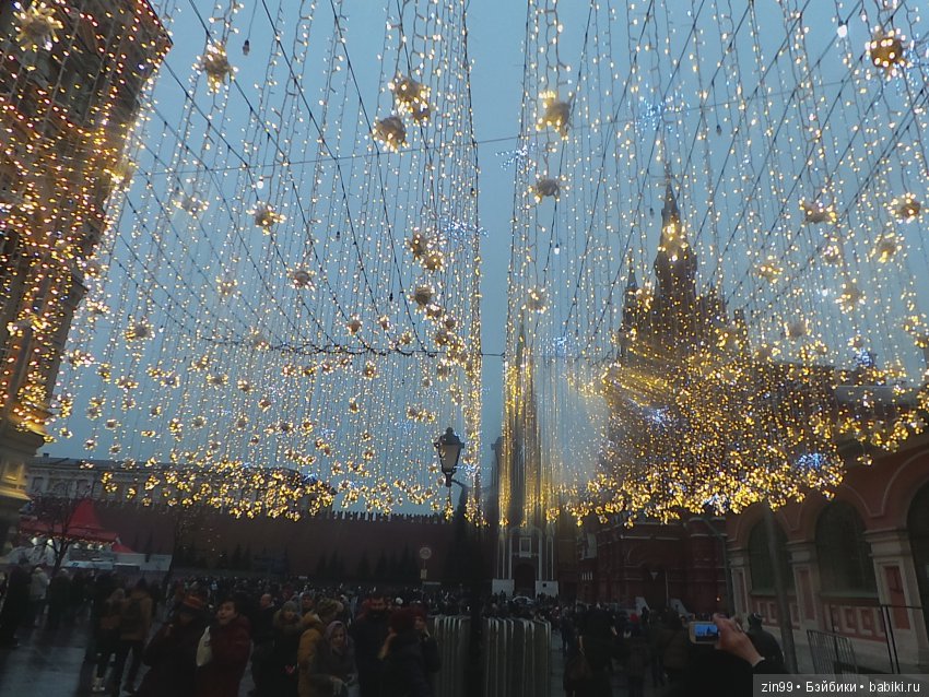 С Новым 2018 годом! Дорогие друзья! Встречаем этот год вместе