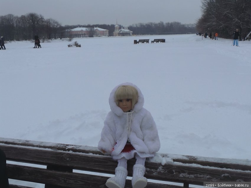 Зима раскрыла снежные обьятья, и мы спешим навстречу к ней! Вместе с Соней и Амбер