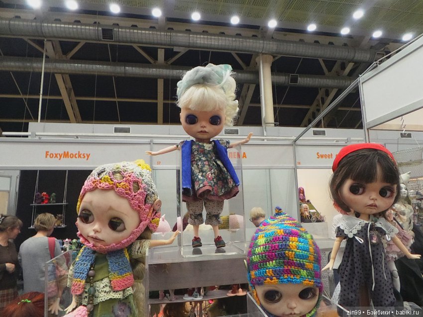 XII Московская международная выставка-ярмарка кукол и медведей Тедди, моими глазами на Тишинке 13 апреля 2018 года. Фото,