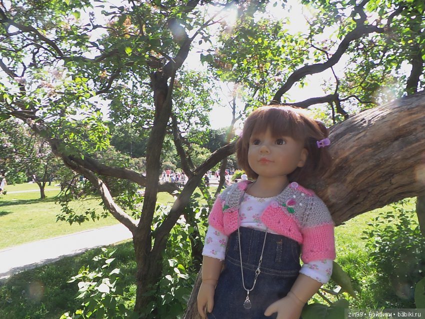 Бегом за запахом Сирени, кукло-встреча в саду Сирени
