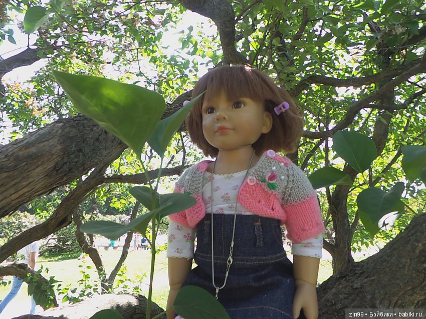 Бегом за запахом Сирени, кукло-встреча в саду Сирени