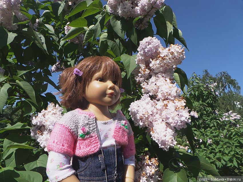 Бегом за запахом Сирени, кукло-встреча в саду Сирени