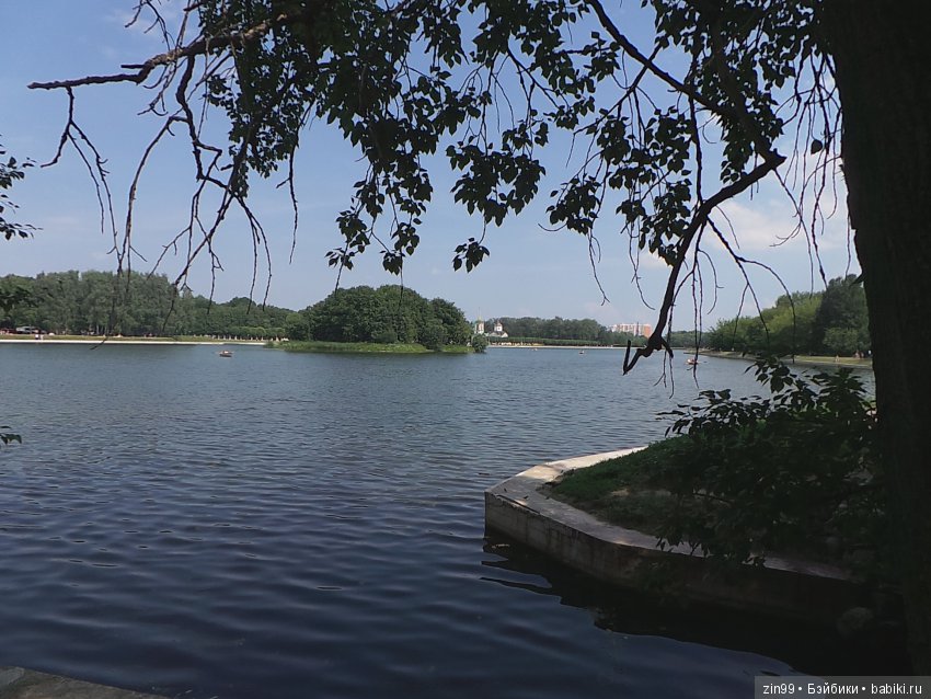 Воскресная прогулка в парк Кусково с кидзами, точнее куклами Kidz'n'Cats! Виртуально приглашаем всех на прогулку